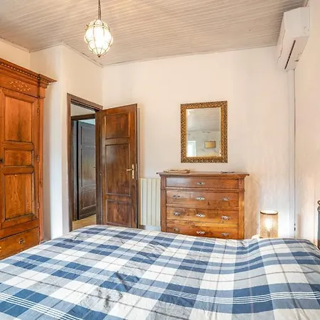 فيلة La Pescosa, Terre Marine Isola (Liguria)